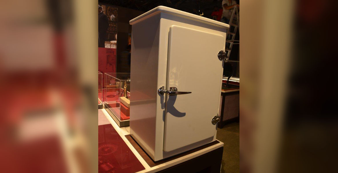 Downton Abbey Fridge