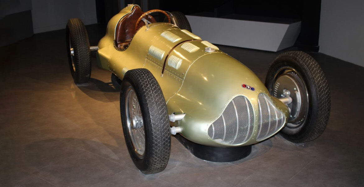 Silverstone Experience Old Race Car